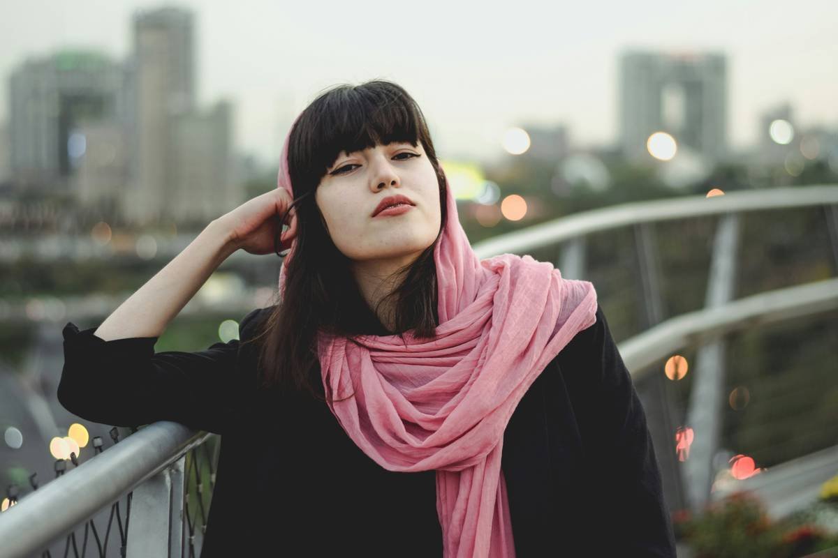 Why Your Luxury Hair Accessory Game Needs a Silk Hair Scarf—And How to Wear It Like a Parisian Muse