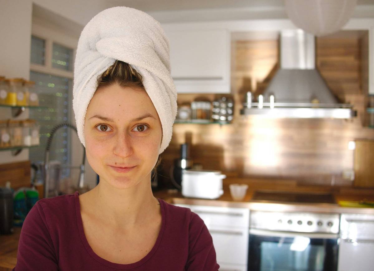 Why Your Satin Head Wrap Isn’t Working (And How to Fix It)